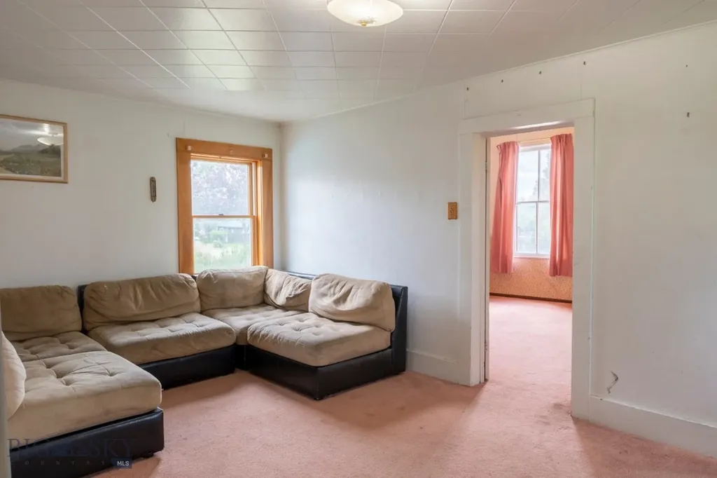 313 Main Street Radersburg MT 59641