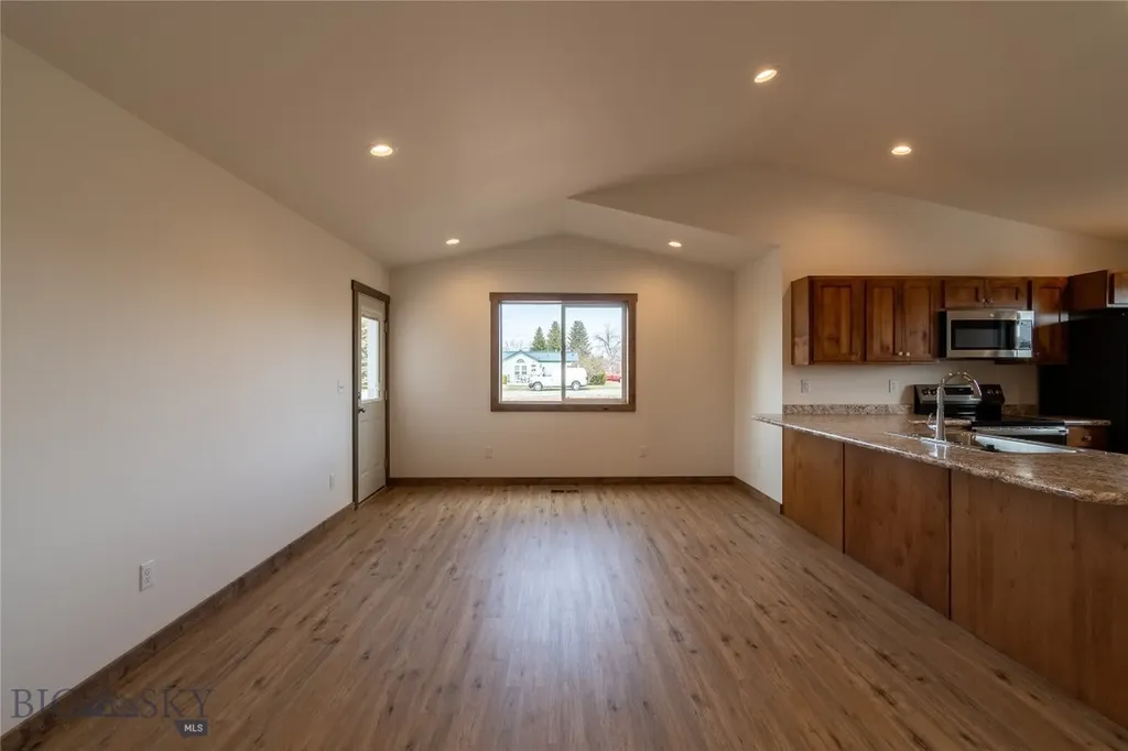 306 W 9th Avenue Big Timber MT 59011