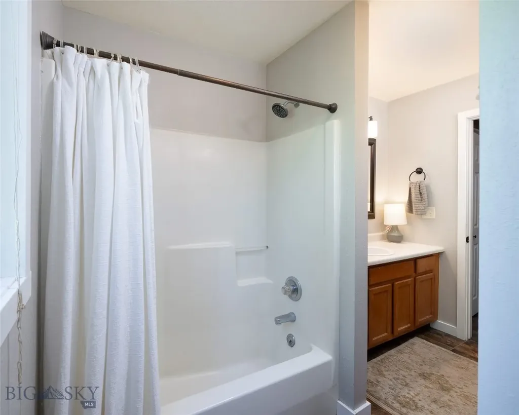 105 N Grogan Street Belgrade MT 59714