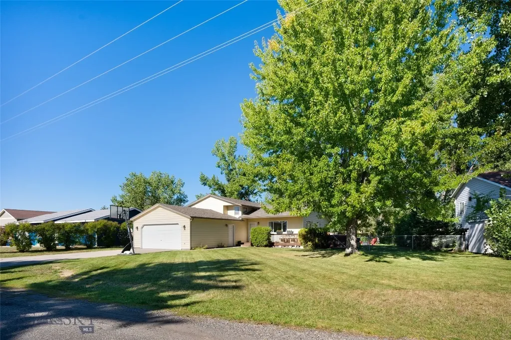105 N Grogan Street Belgrade MT 59714