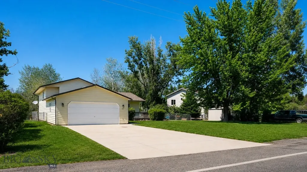105 N Grogan Street Belgrade MT 59714