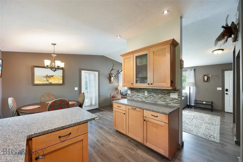 105 N Grogan Street Belgrade MT 59714