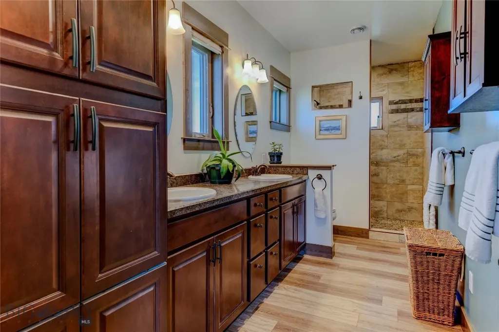 34 Obsidian Road Livingston MT 59047