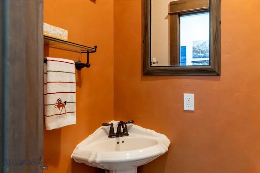 34 Obsidian Road Livingston MT 59047