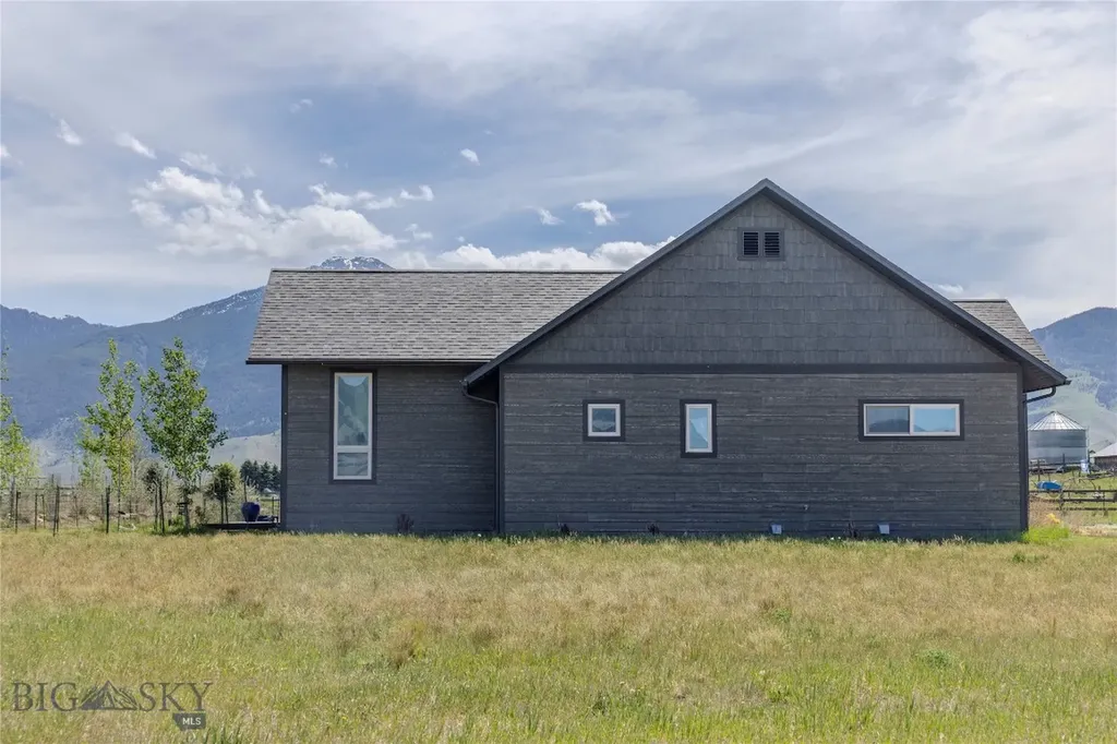 34 Obsidian Road Livingston MT 59047