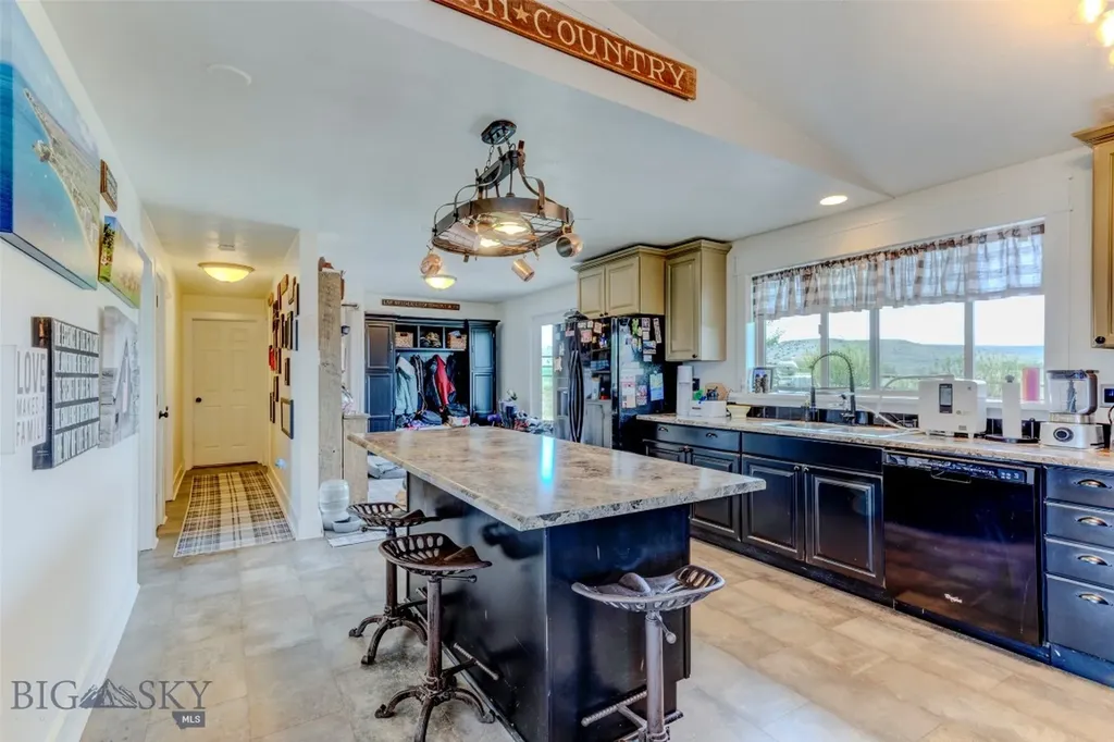 202 Fiddle Creek Road Livingston MT 59047