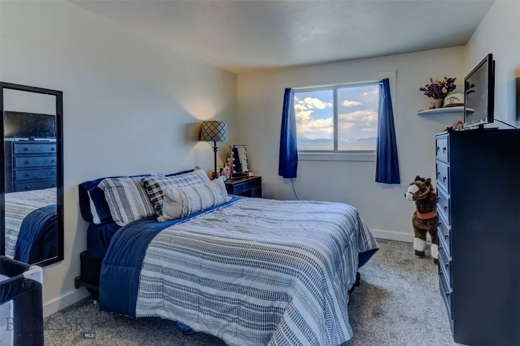 202 Fiddle Creek Road Livingston MT 59047