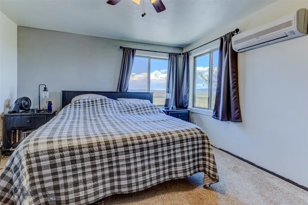 202 Fiddle Creek Road Livingston MT 59047