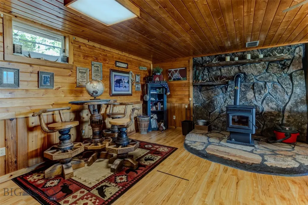 202 Fiddle Creek Road Livingston MT 59047