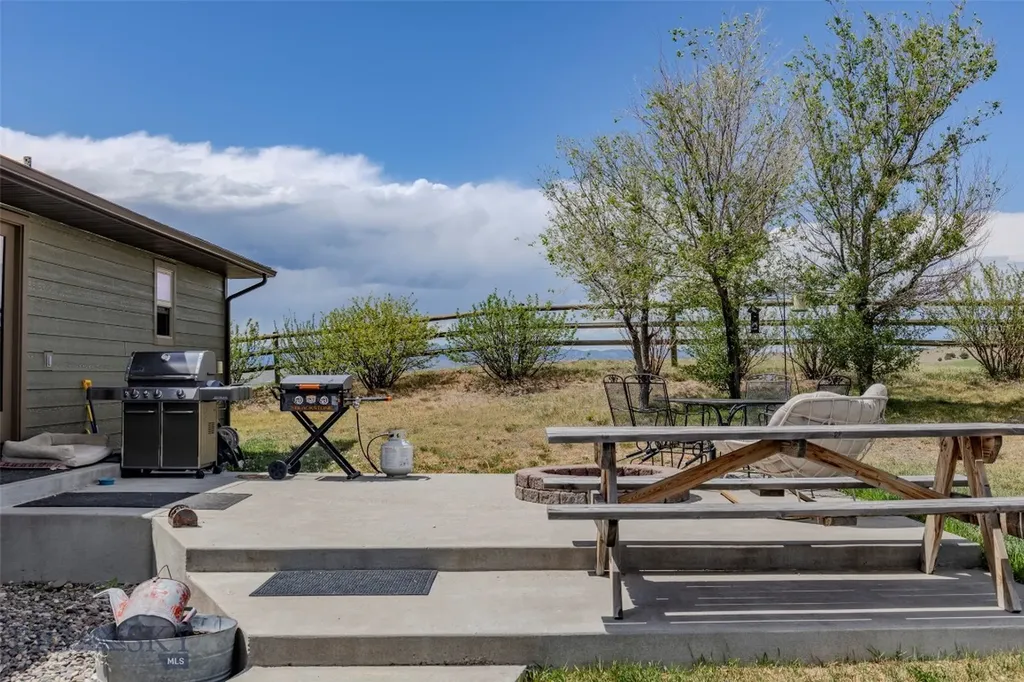 202 Fiddle Creek Road Livingston MT 59047