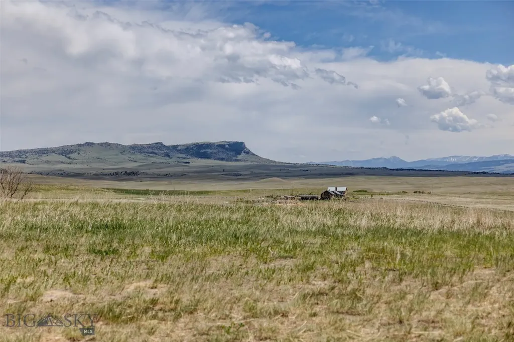 202 Fiddle Creek Road Livingston MT 59047