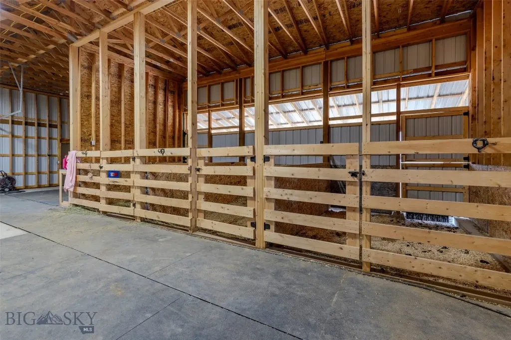 202 Fiddle Creek Road Livingston MT 59047