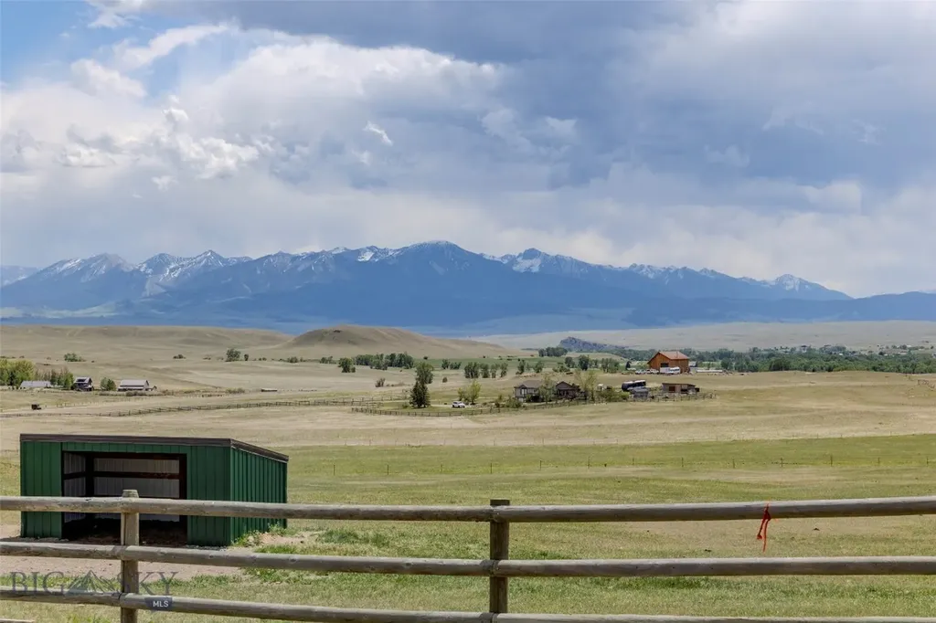 202 Fiddle Creek Road Livingston MT 59047