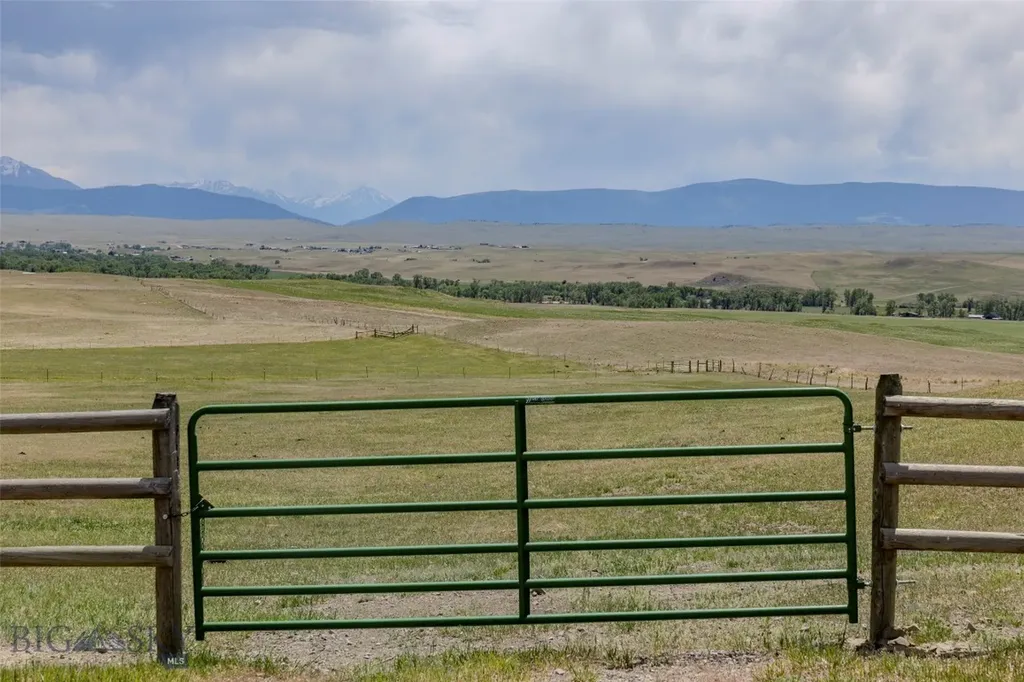 202 Fiddle Creek Road Livingston MT 59047