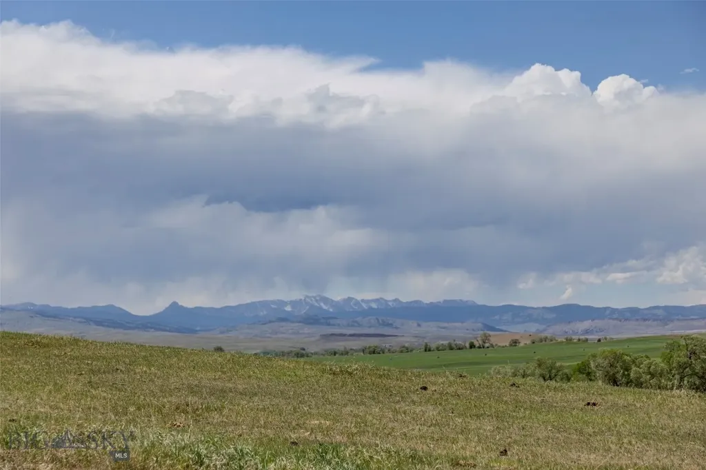 202 Fiddle Creek Road Livingston MT 59047