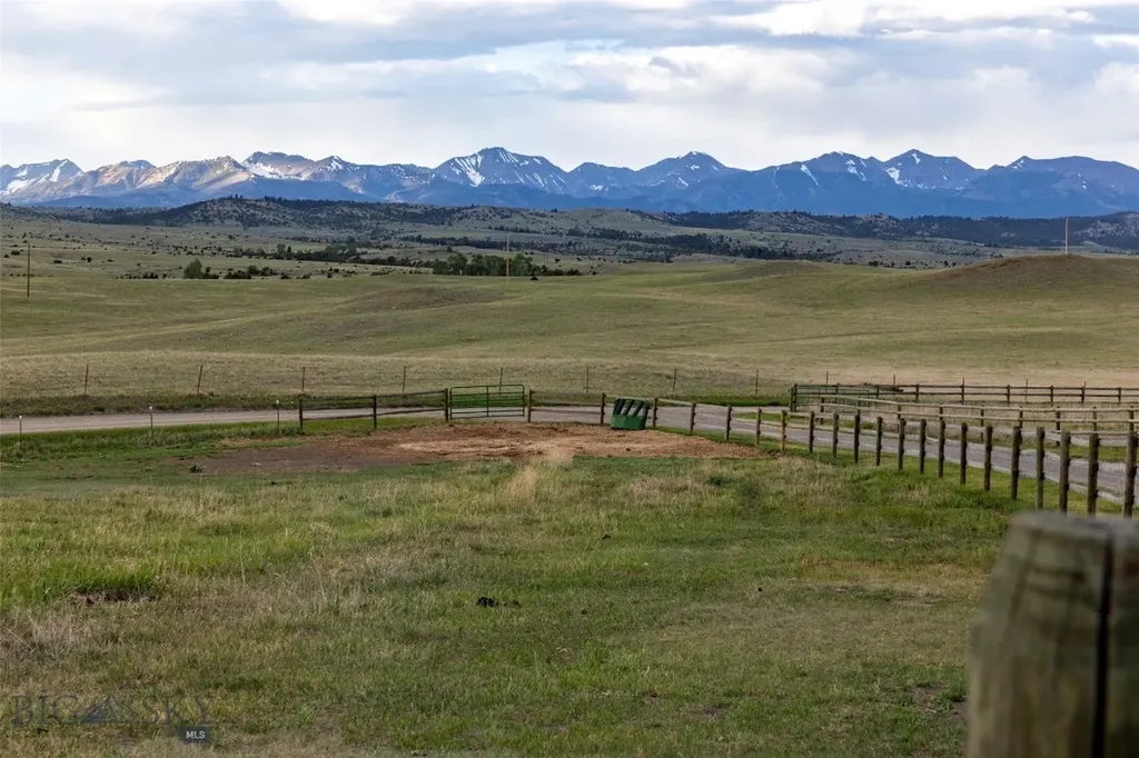 202 Fiddle Creek Road Livingston MT 59047