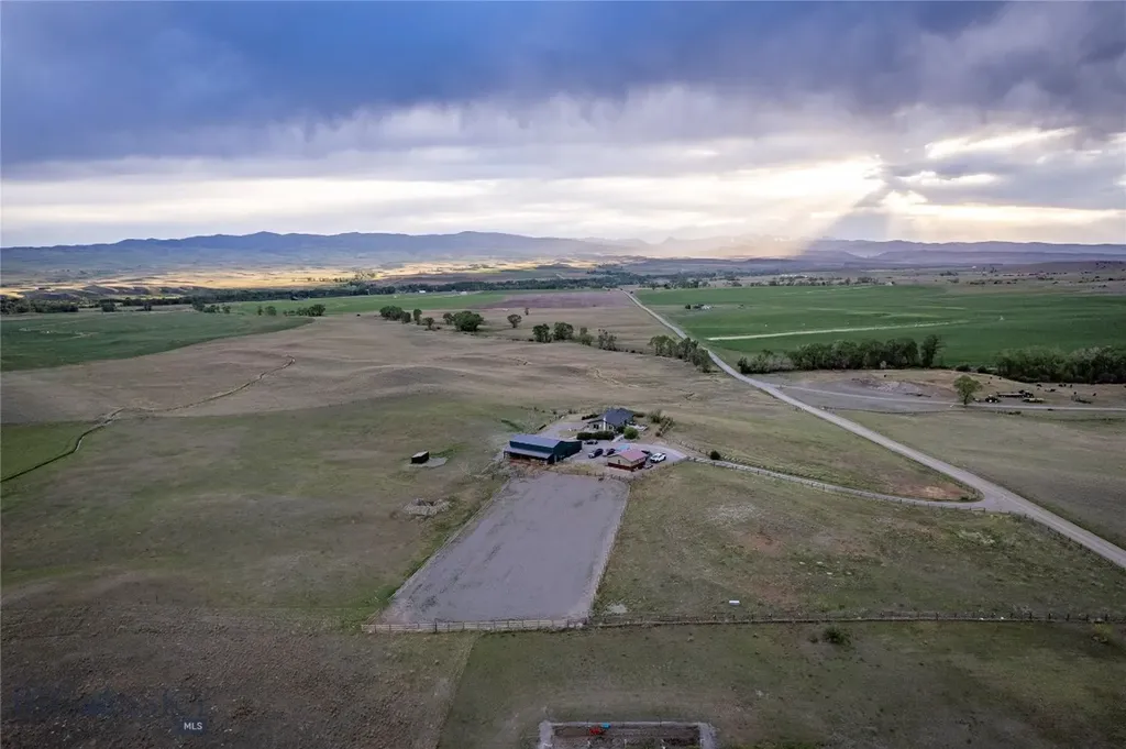 202 Fiddle Creek Road Livingston MT 59047