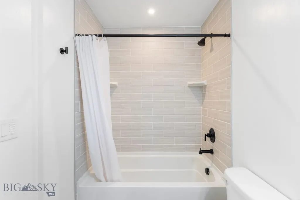 1704 W Lincoln Street Bozeman MT 59715