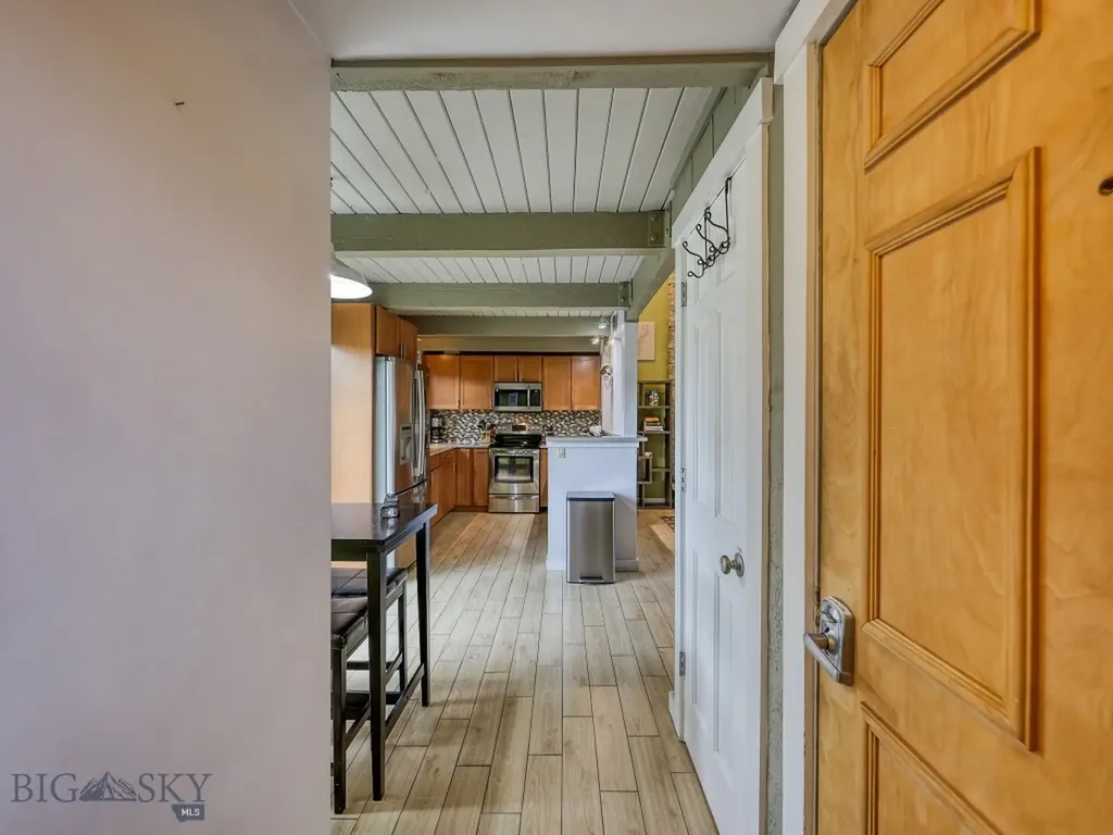 2225 Black Otter Big Sky MT 59716