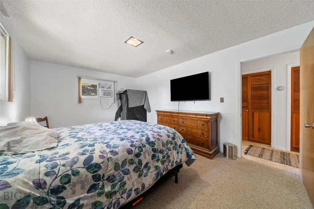 3033 Bayard Street Butte MT 59701