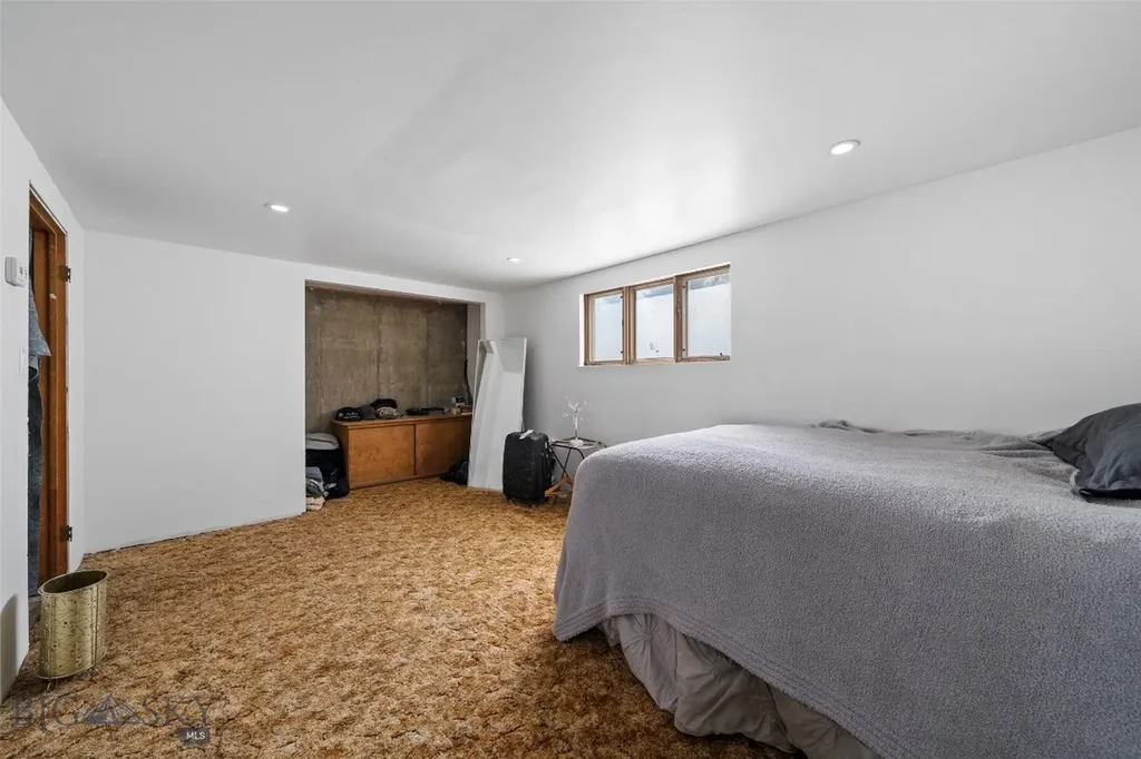 3033 Bayard Street Butte MT 59701