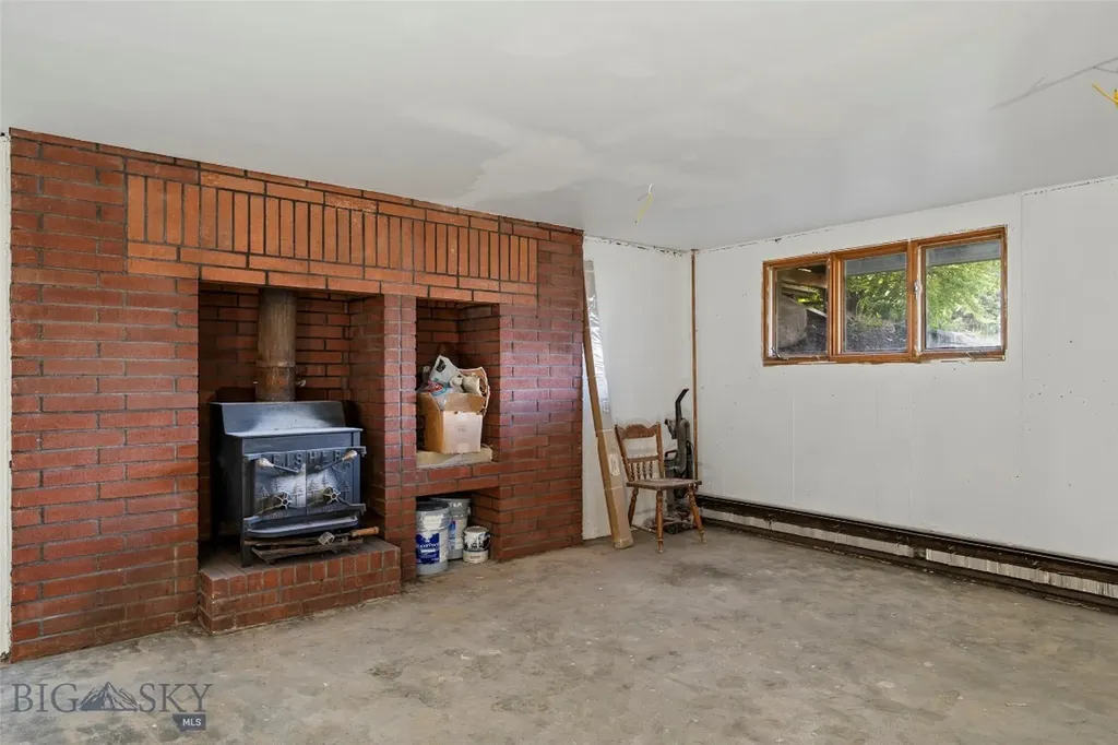 3033 Bayard Street Butte MT 59701