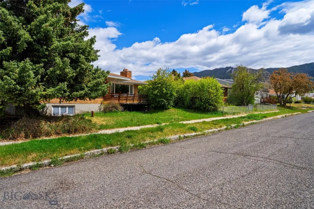 3033 Bayard Street Butte MT 59701