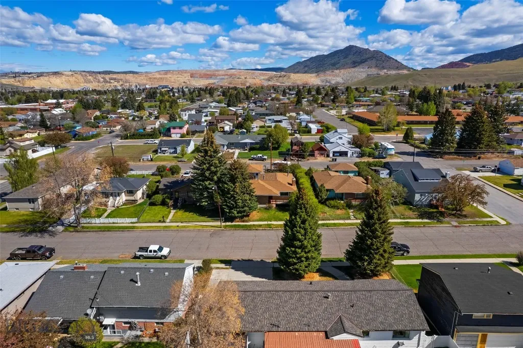 3033 Bayard Street Butte MT 59701