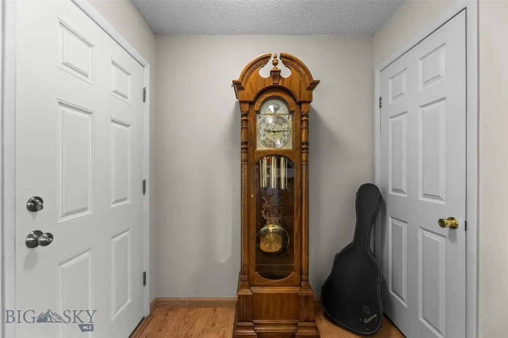 21 Mcpherson Lane Wilsall MT 59086
