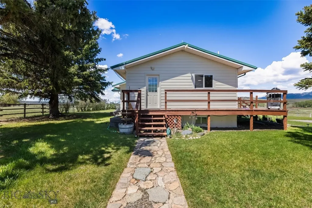 21 Mcpherson Lane Wilsall MT 59086