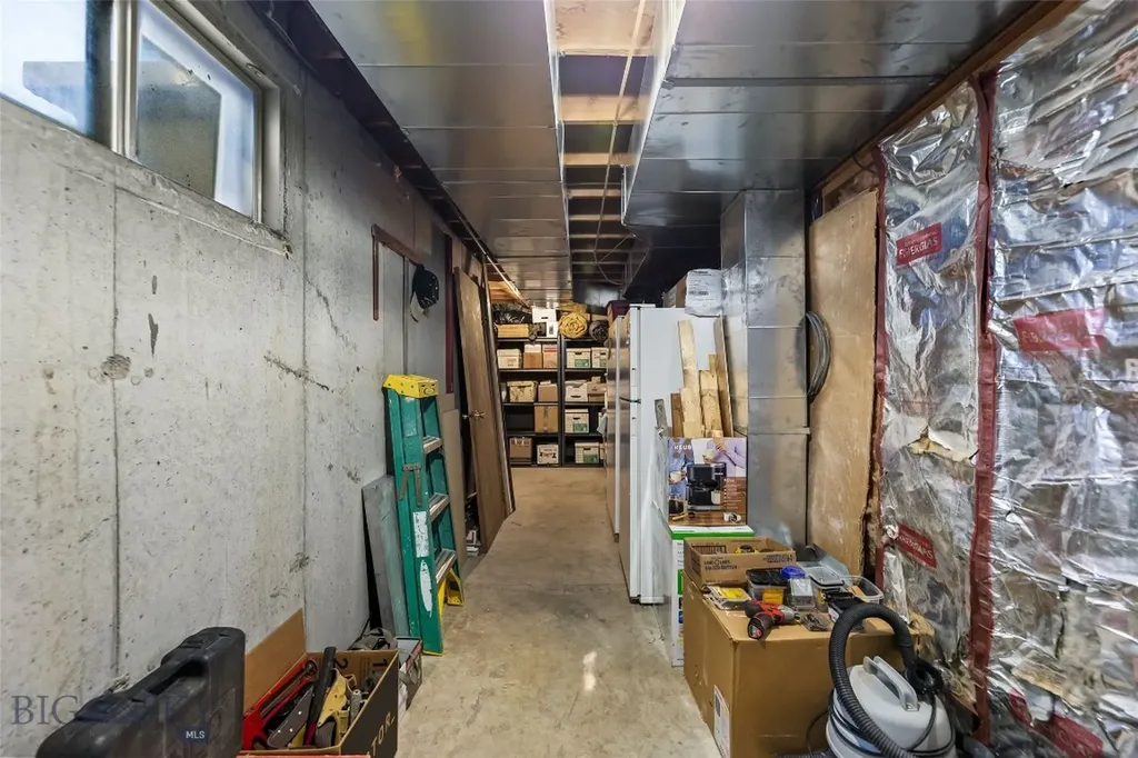 21 Mcpherson Lane Wilsall MT 59086