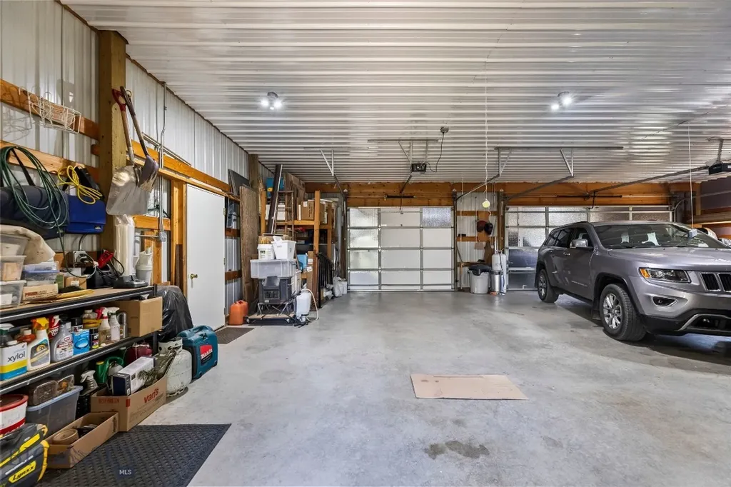 21 Mcpherson Lane Wilsall MT 59086