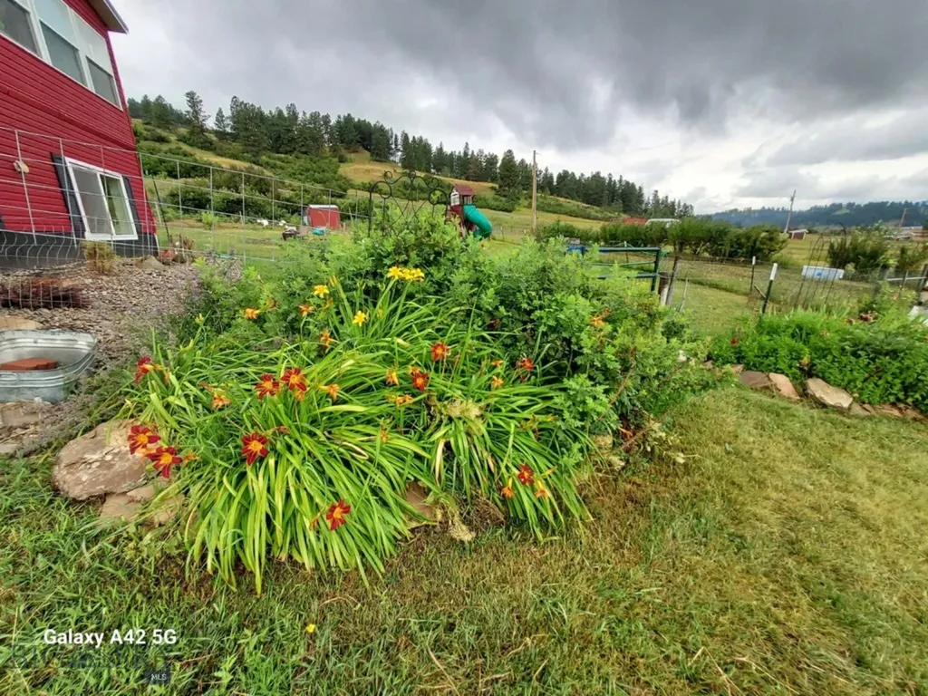 138 Railroad Lane Lewistown MT 59457