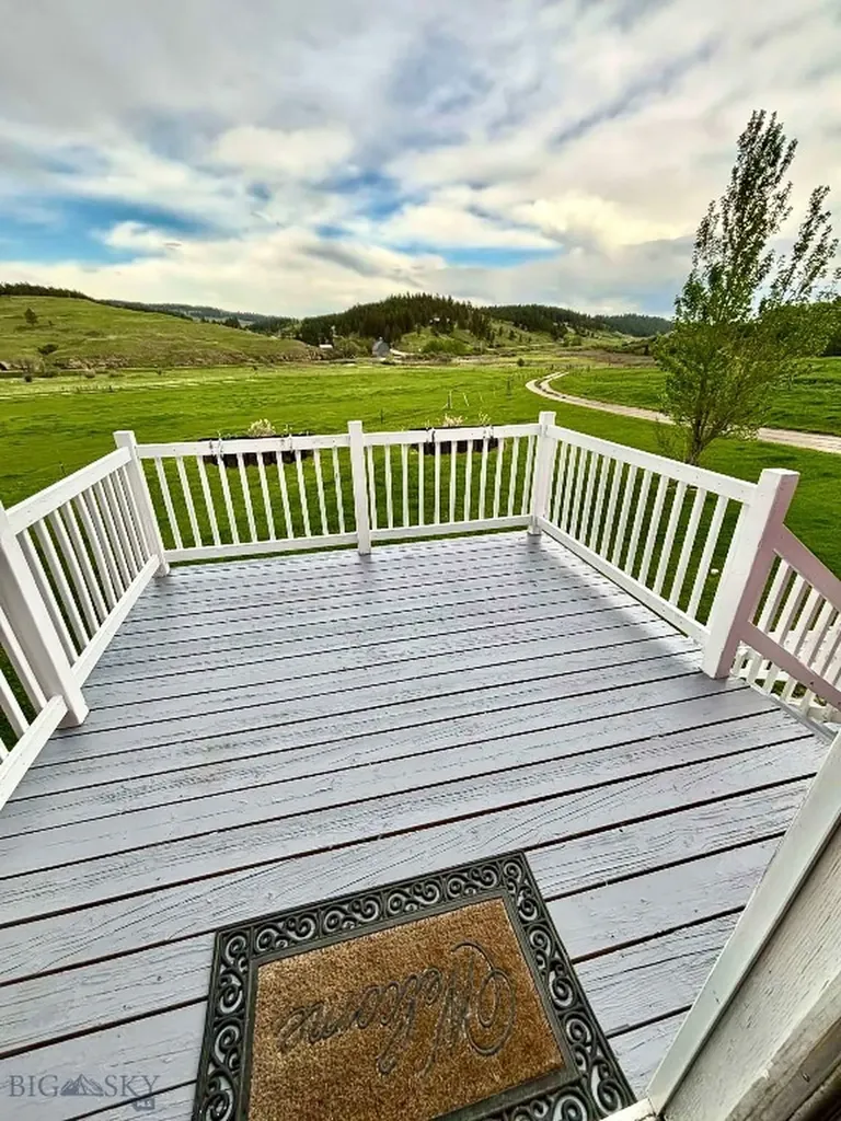 138 Railroad Lane Lewistown MT 59457