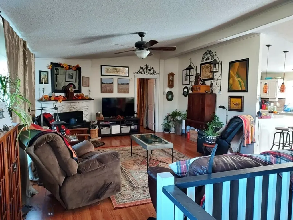 138 Railroad Lane Lewistown MT 59457
