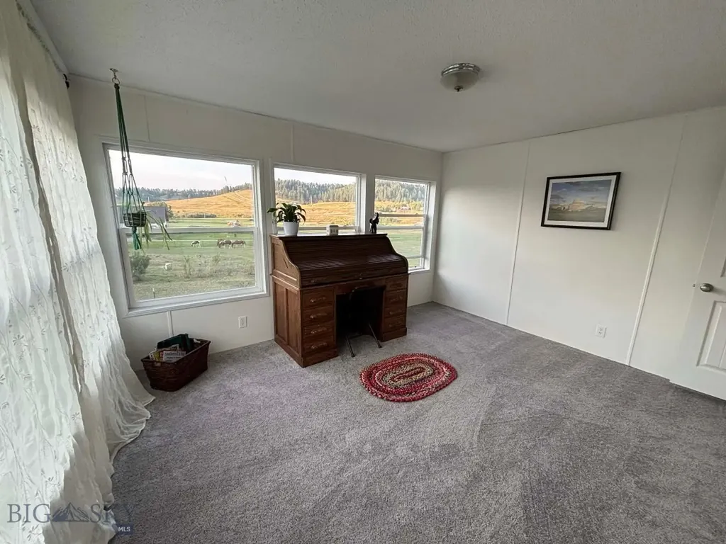 138 Railroad Lane Lewistown MT 59457