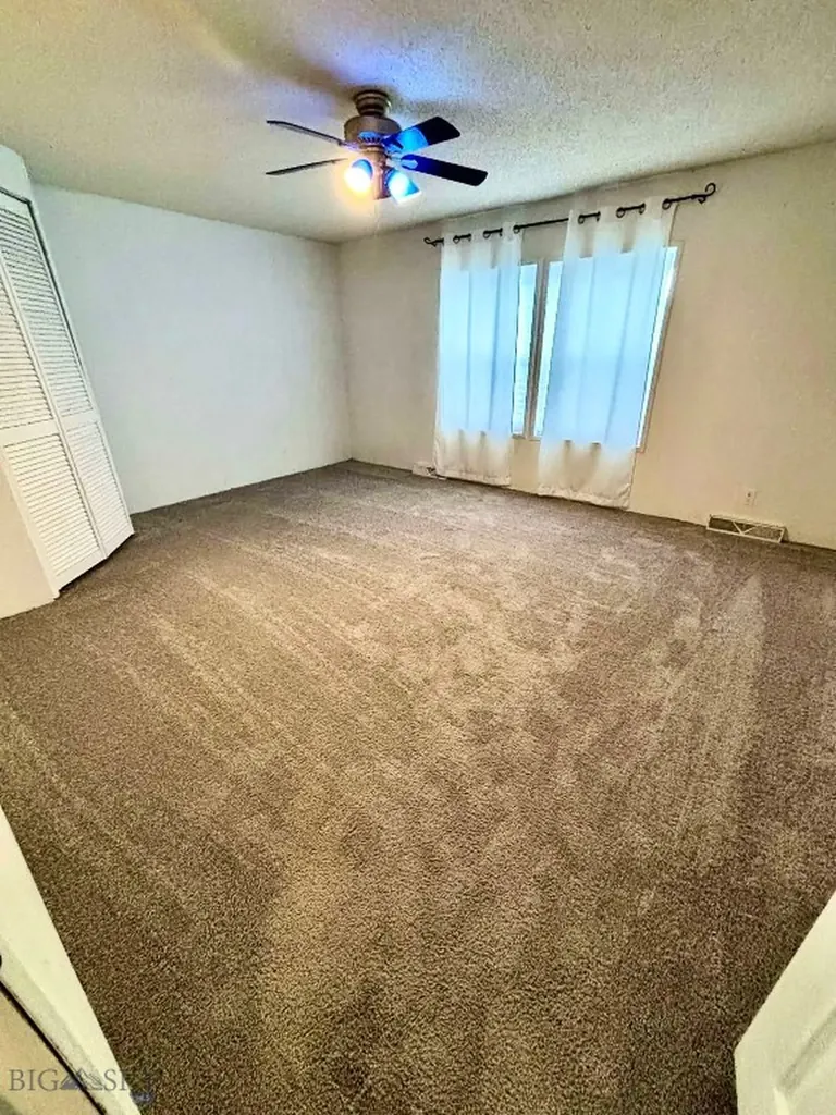 138 Railroad Lane Lewistown MT 59457