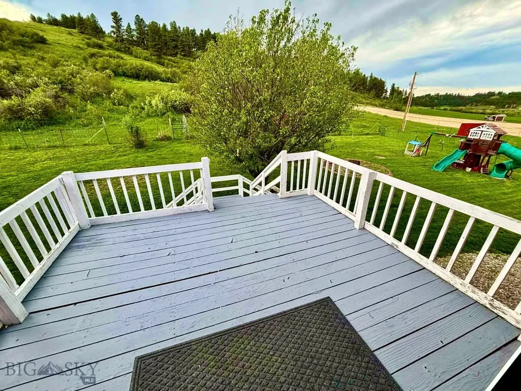 138 Railroad Lane Lewistown MT 59457