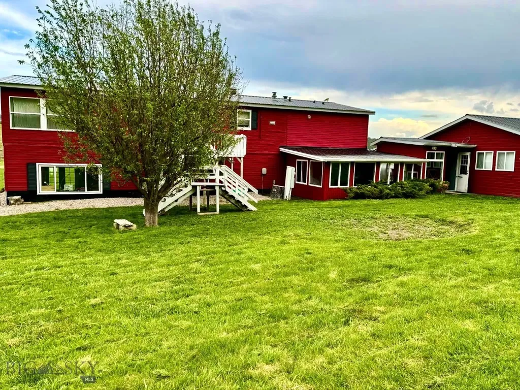 138 Railroad Lane Lewistown MT 59457