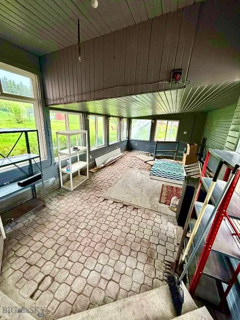 138 Railroad Lane Lewistown MT 59457