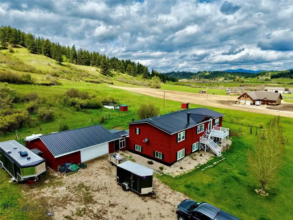 138 Railroad Lane Lewistown MT 59457