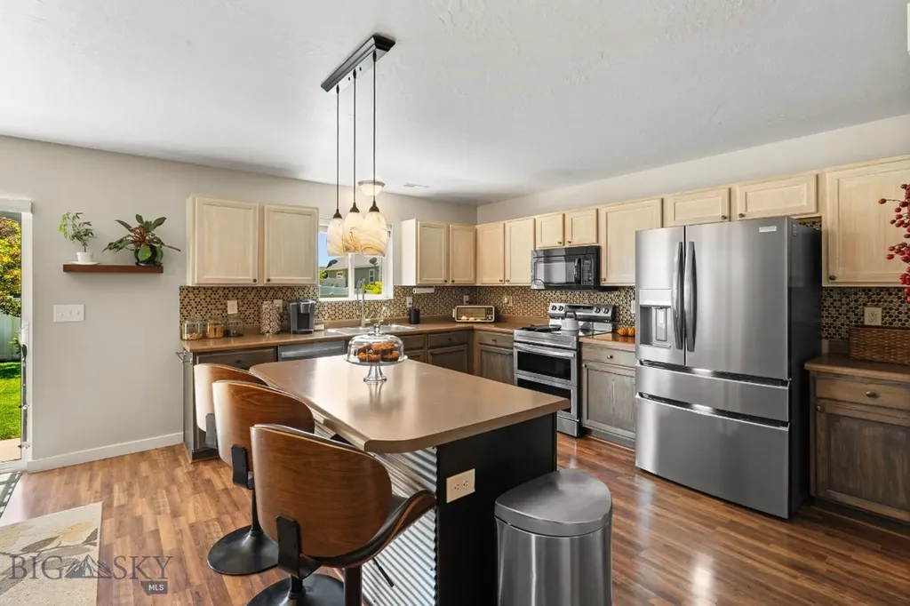 16 Elise Way Bozeman MT 59718