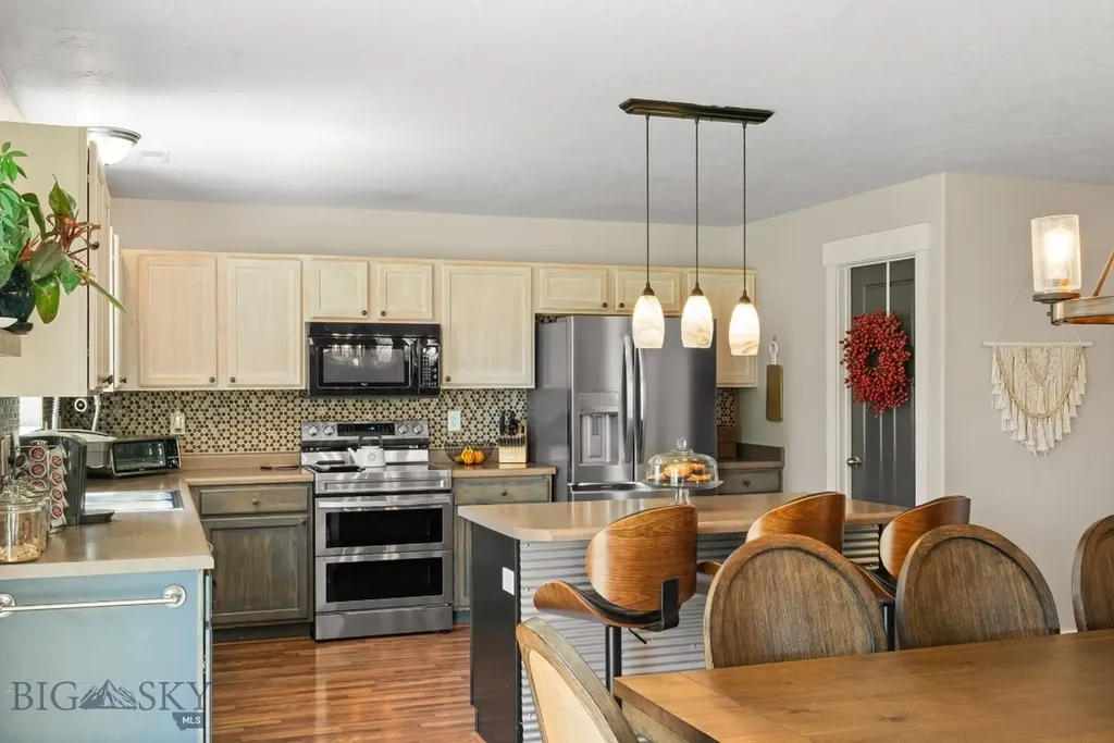 16 Elise Way Bozeman MT 59718