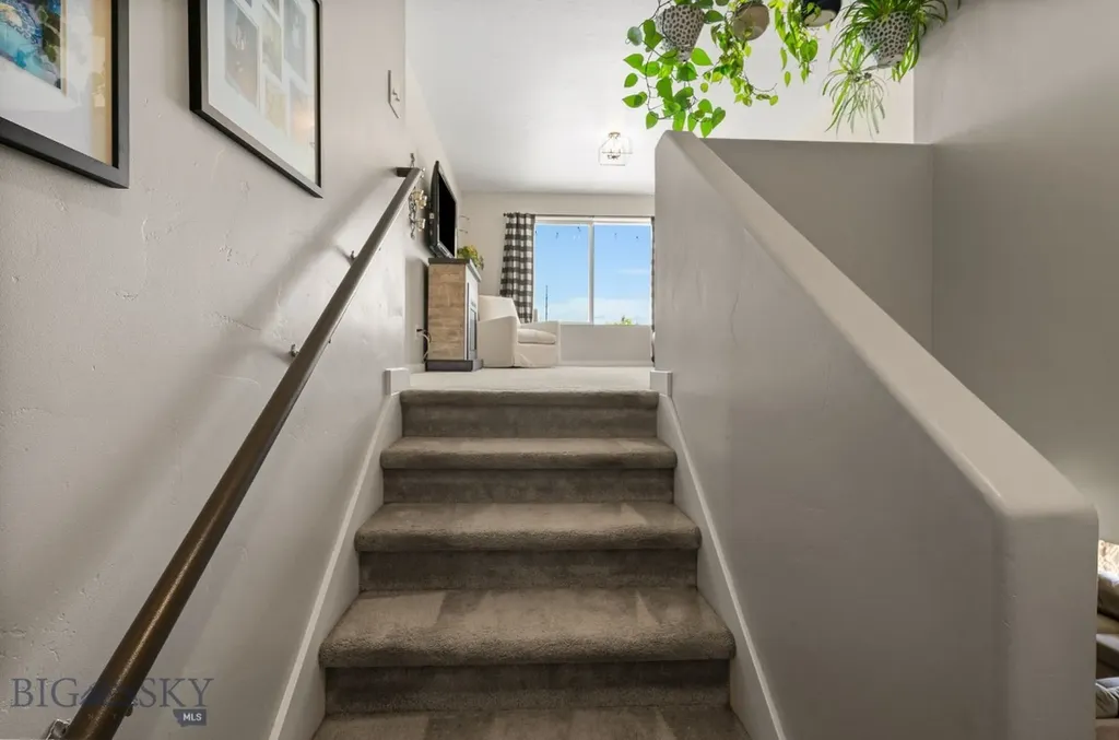 16 Elise Way Bozeman MT 59718