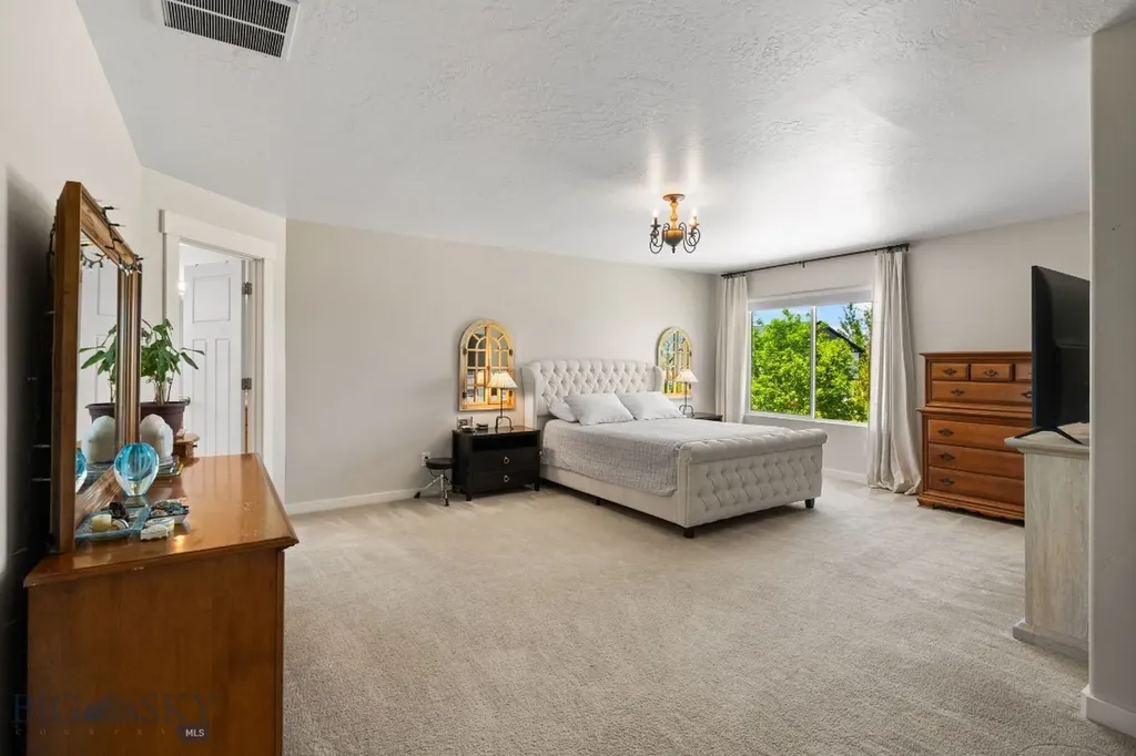 16 Elise Way Bozeman MT 59718