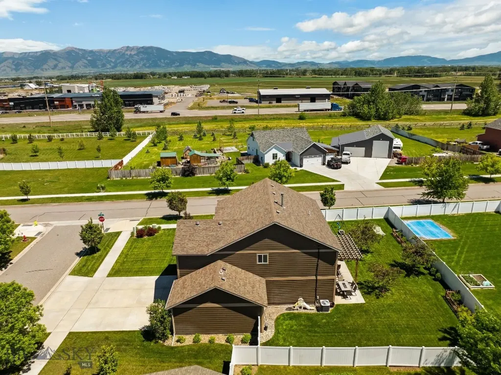 16 Elise Way Bozeman MT 59718