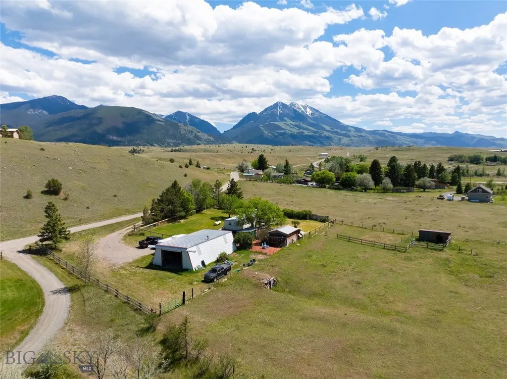25 Emigrant Meadows Road Emigrant MT 59065