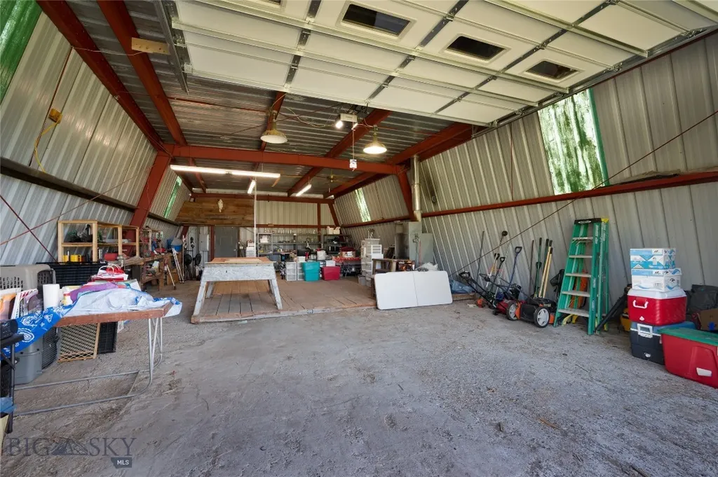 25 Emigrant Meadows Road Emigrant MT 59065
