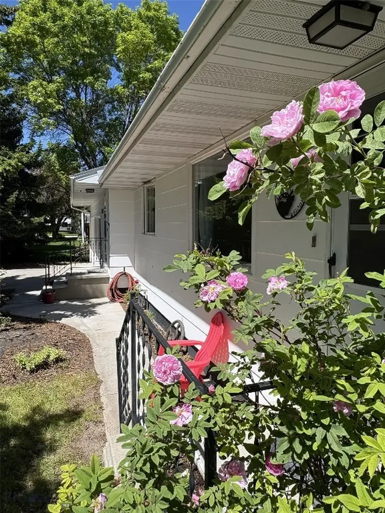 6235 Leonard Street Manhattan MT 59741
