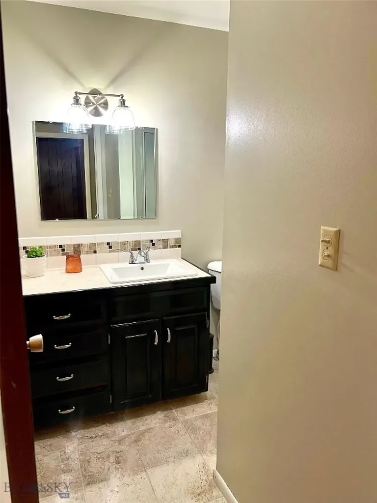 6235 Leonard Street Manhattan MT 59741